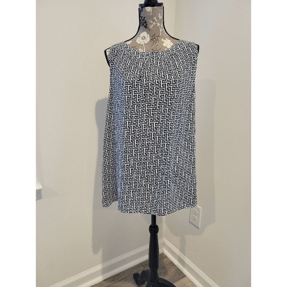 Loft Navy Blue and Ecru Geometric Design Sleeveless Blouse